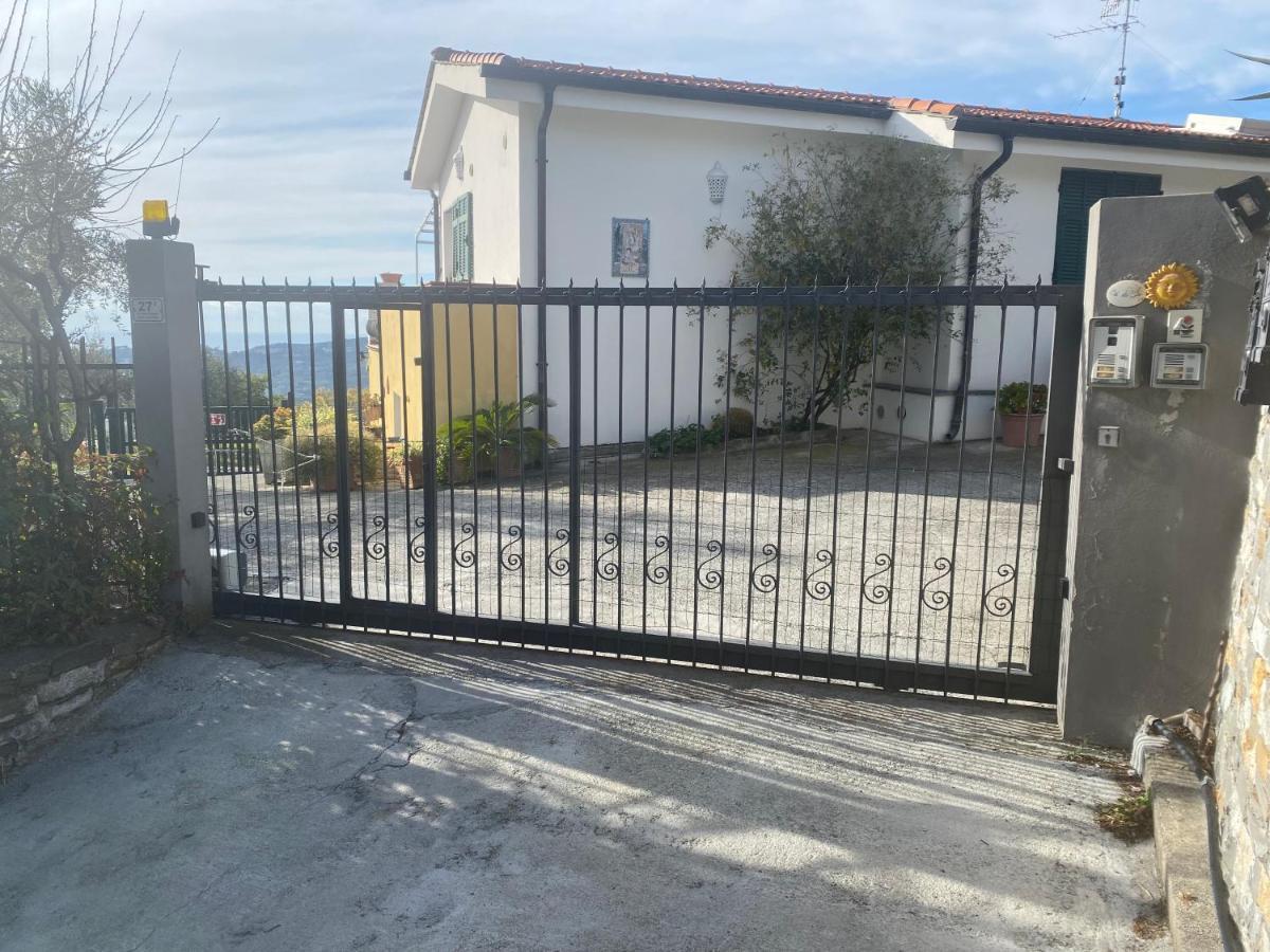 Casa Vista Mare - Superb Garden And Parking Included Villa Империа Екстериор снимка