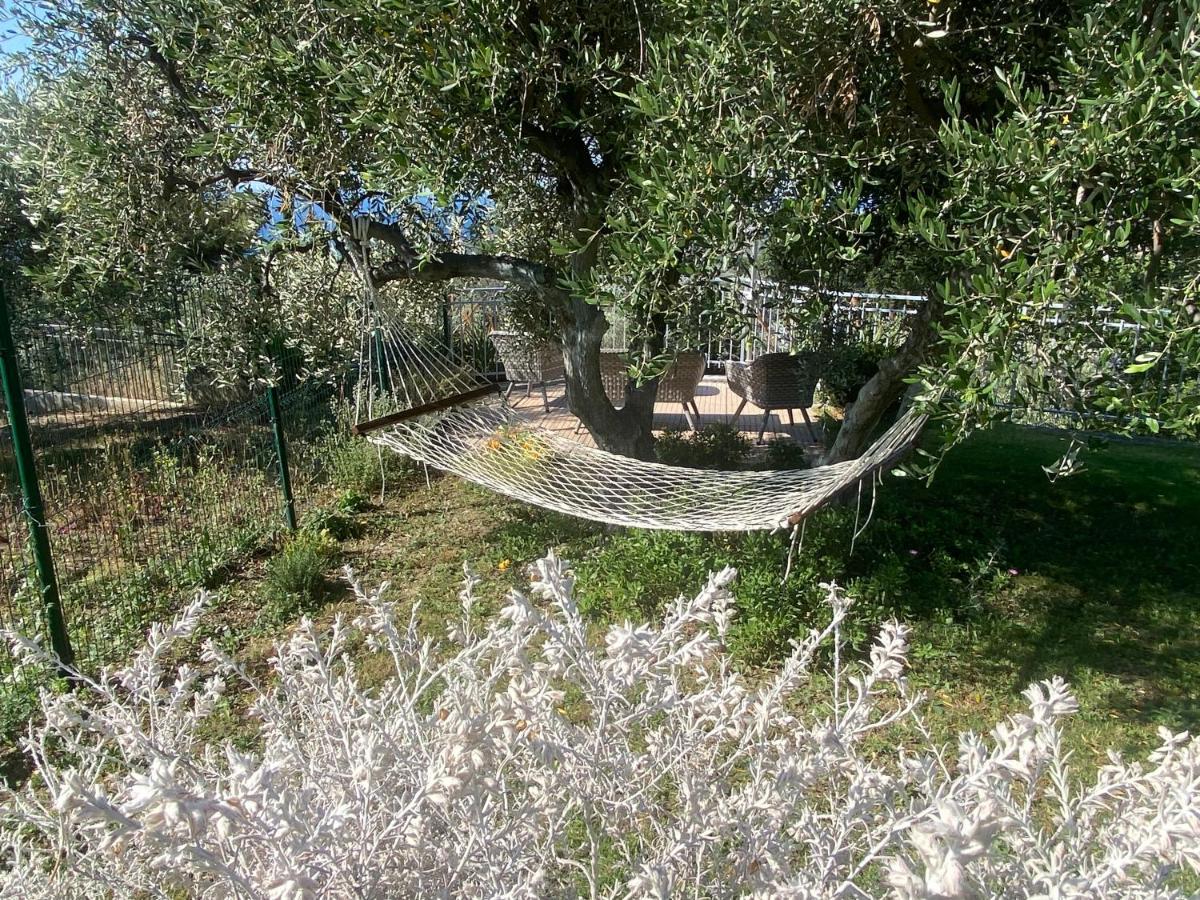 Casa Vista Mare - Superb Garden And Parking Included Villa Империа Екстериор снимка