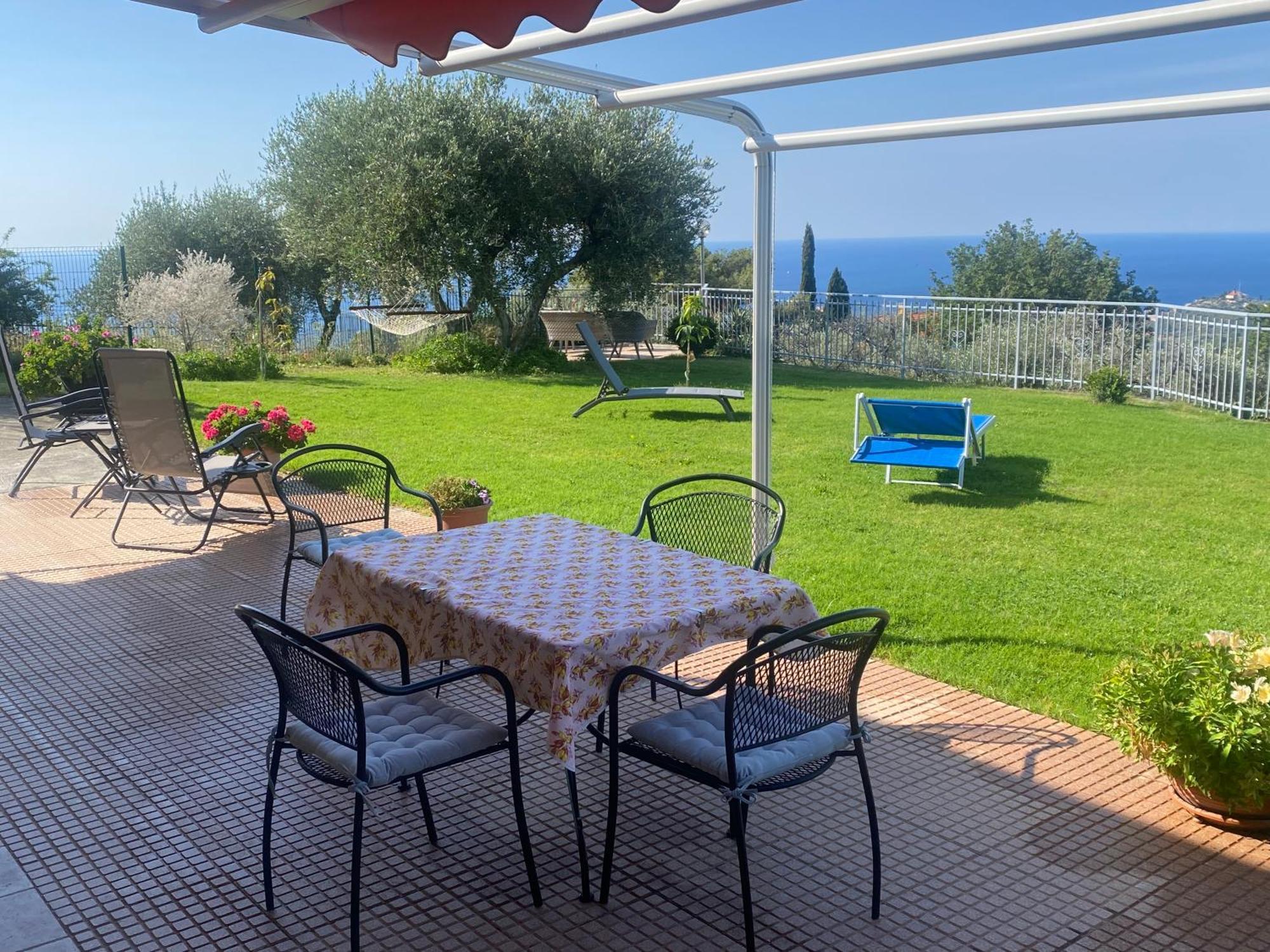 Casa Vista Mare - Superb Garden And Parking Included Villa Империа Екстериор снимка