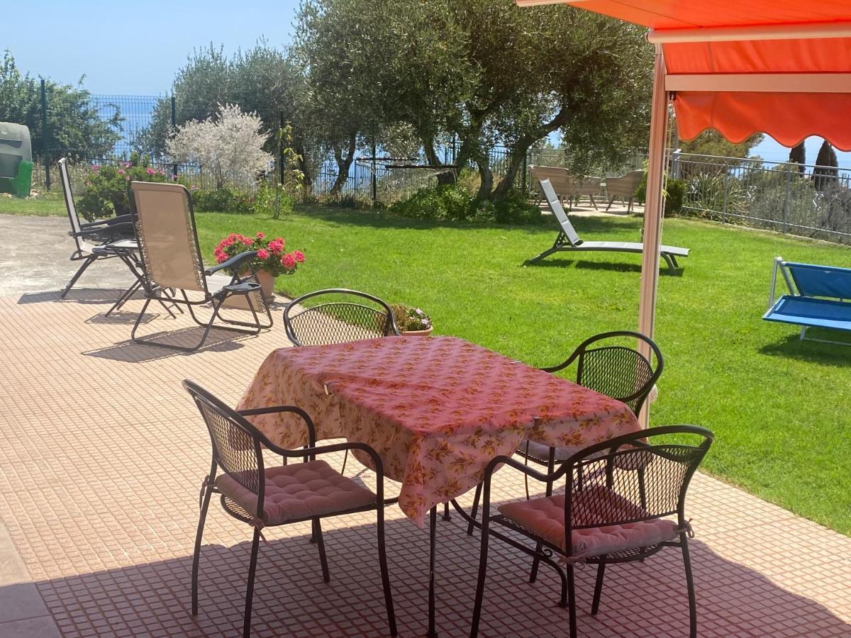 Casa Vista Mare - Superb Garden And Parking Included Villa Империа Екстериор снимка