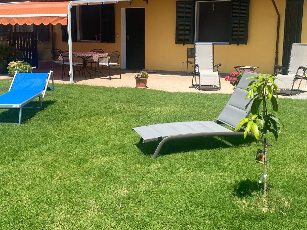 Casa Vista Mare - Superb Garden And Parking Included Villa Империа Екстериор снимка
