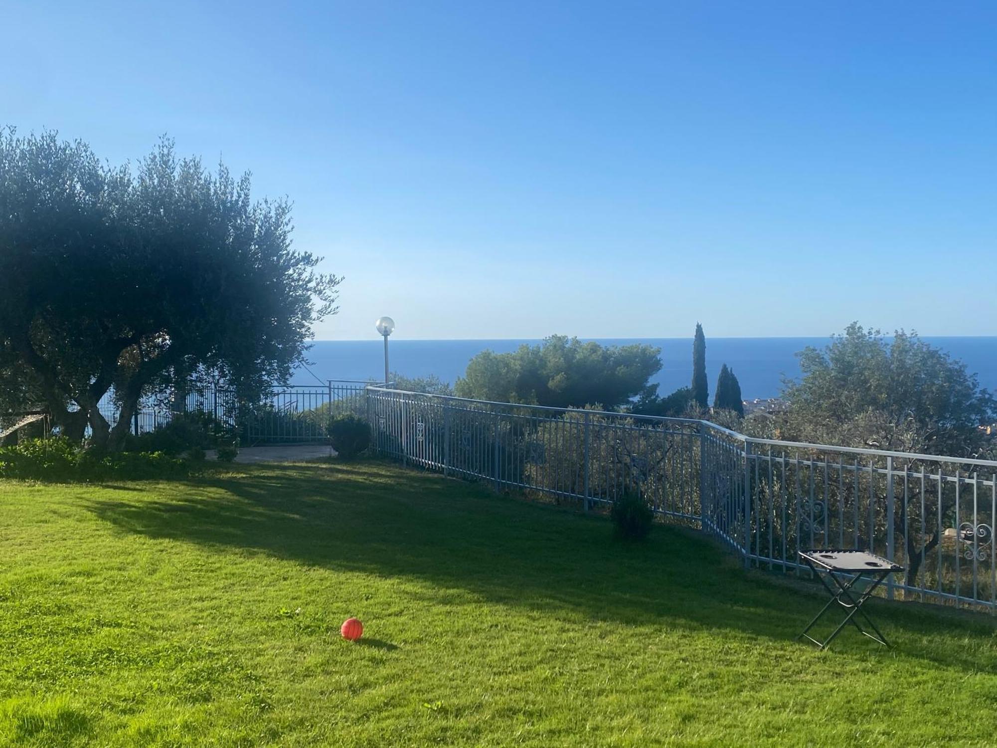 Casa Vista Mare - Superb Garden And Parking Included Villa Империа Екстериор снимка