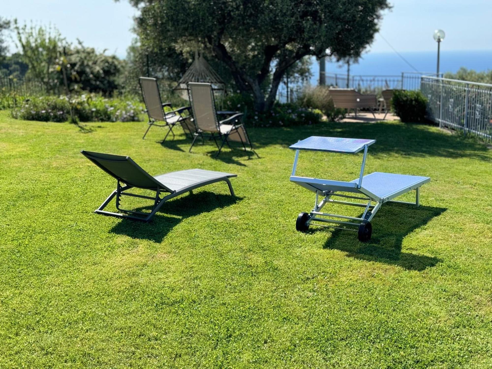 Casa Vista Mare - Superb Garden And Parking Included Villa Империа Екстериор снимка
